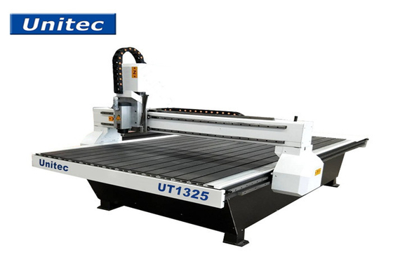 18000rpm 600 x 900mm 3D Houten CNC Machine van Unitec UT1325